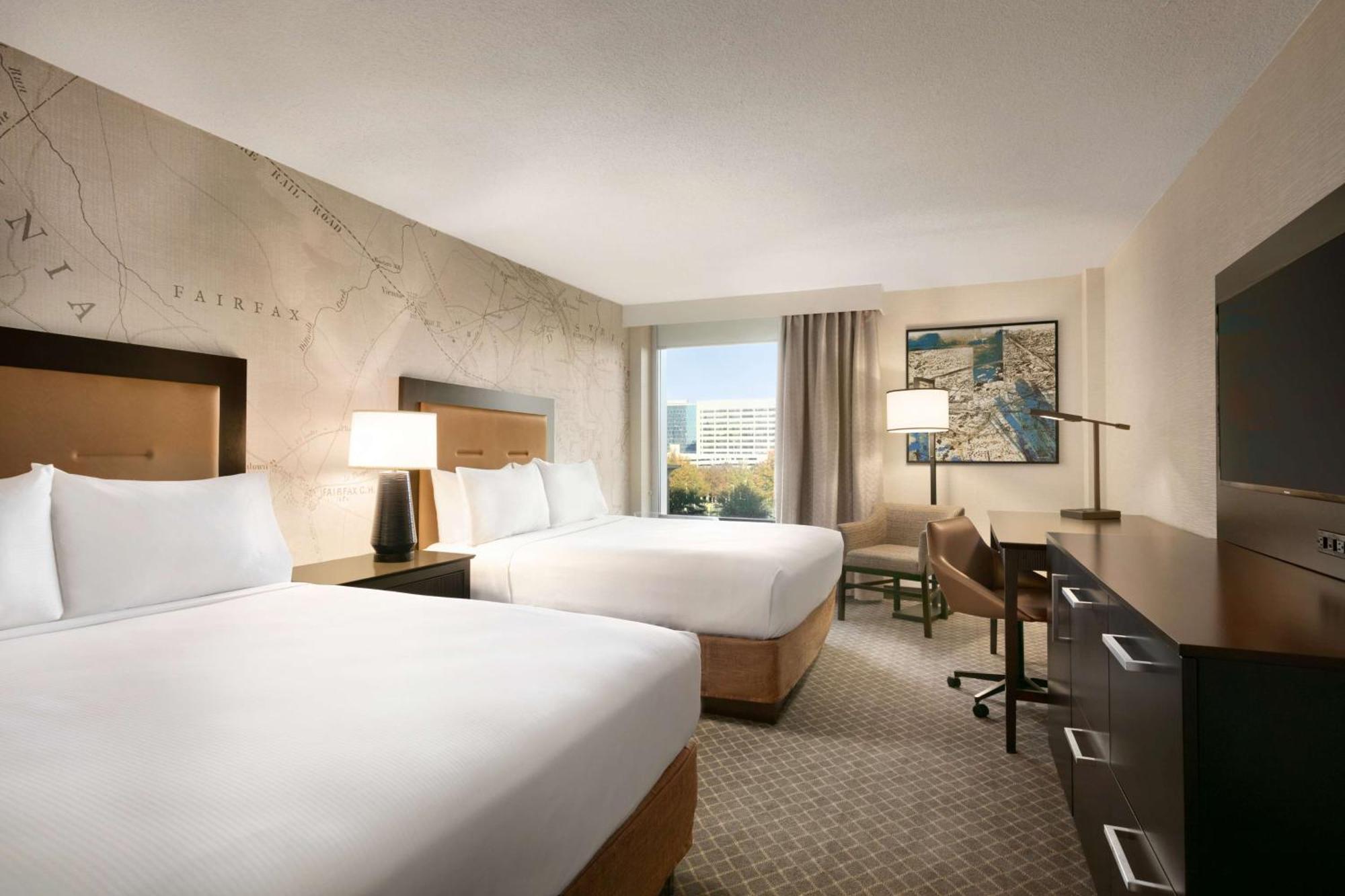 Doubletree By Hilton Mclean Tysons Tysons Corner Exterior foto