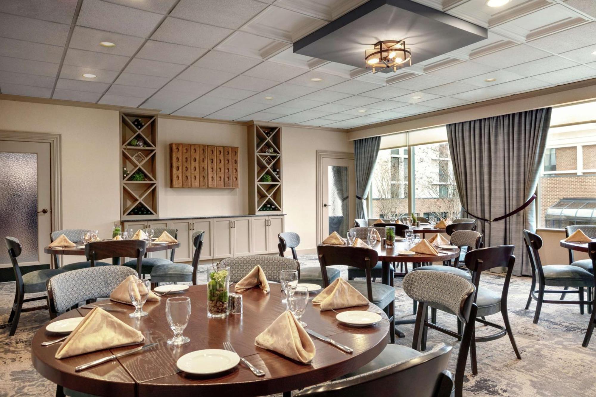 Doubletree By Hilton Mclean Tysons Tysons Corner Exterior foto